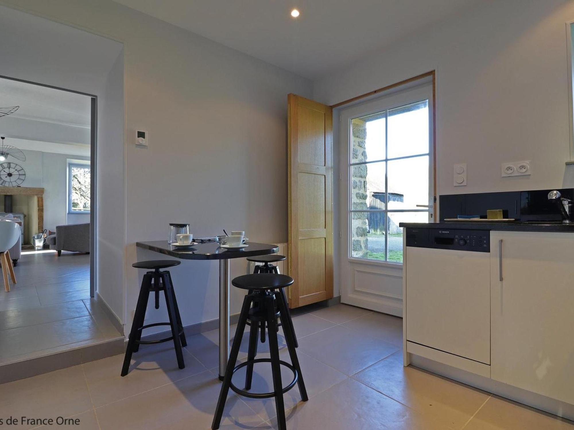 Maison Normande Renovee Avec Grand Jardin, Ideale Pour Famille, Proche Lac Et Randonnees - Fr-1-497-143 Menil-Gondouin Екстериор снимка